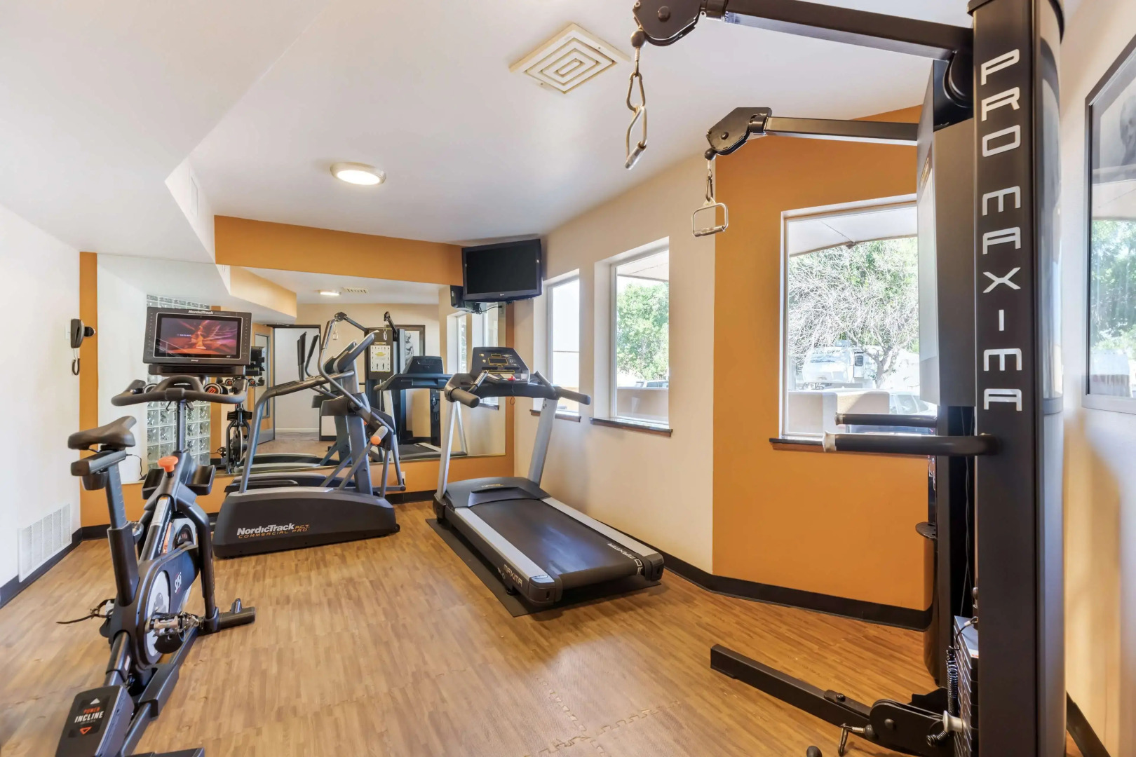 Best Western Kiva Inn