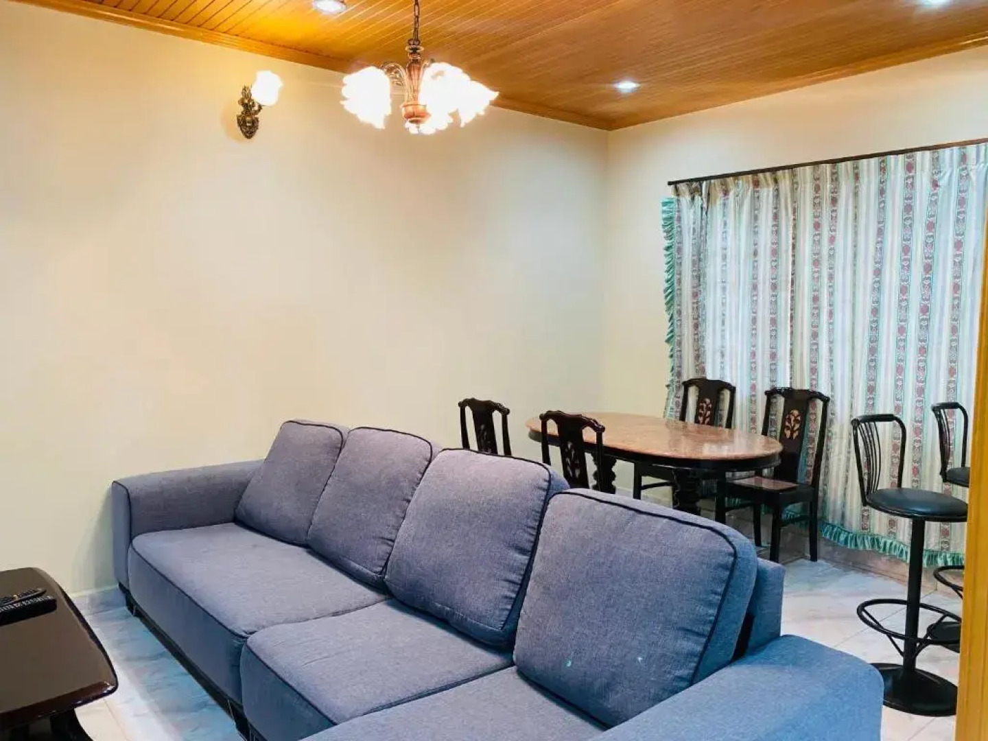 100 Backpackers Hostel