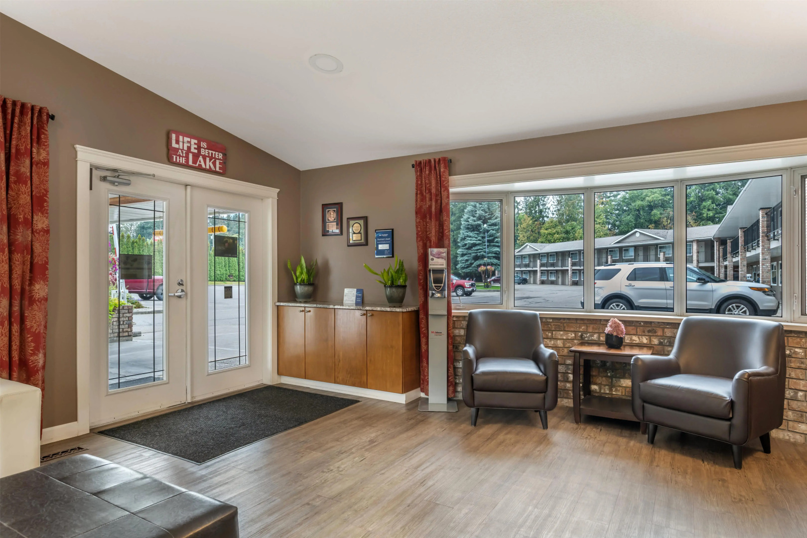 Best Western Sicamous Inn