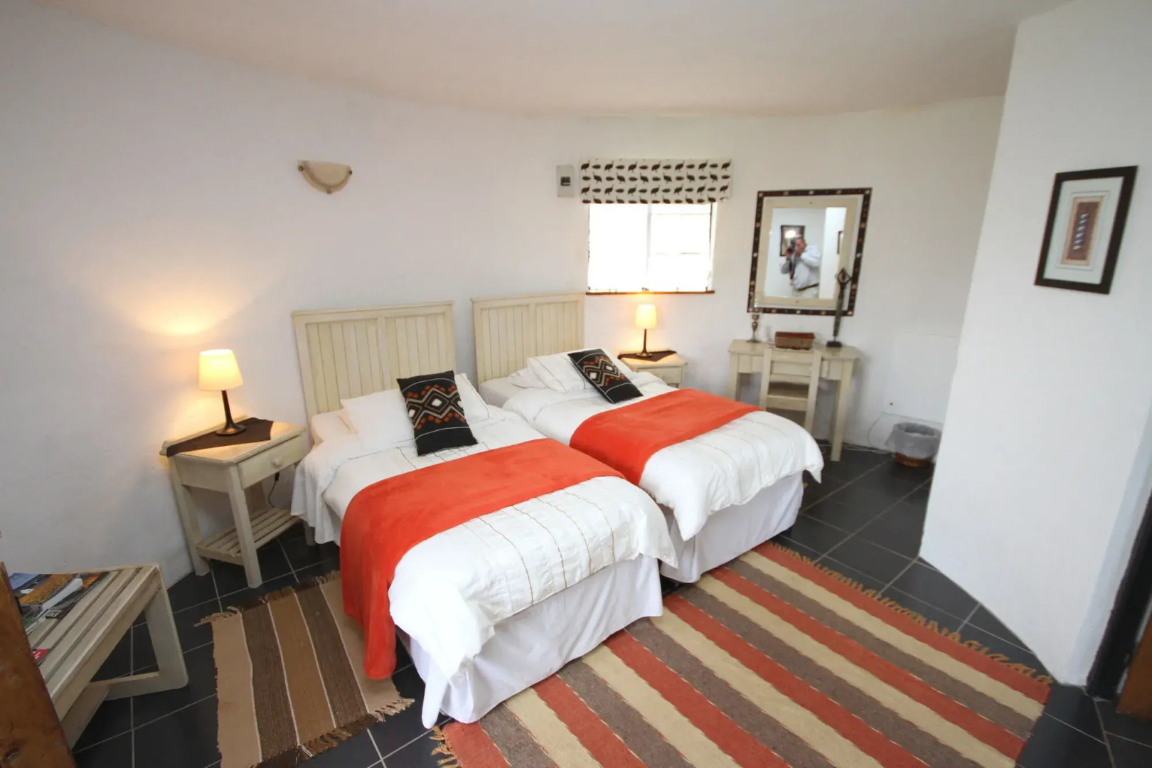 Bella Manga Country Escape