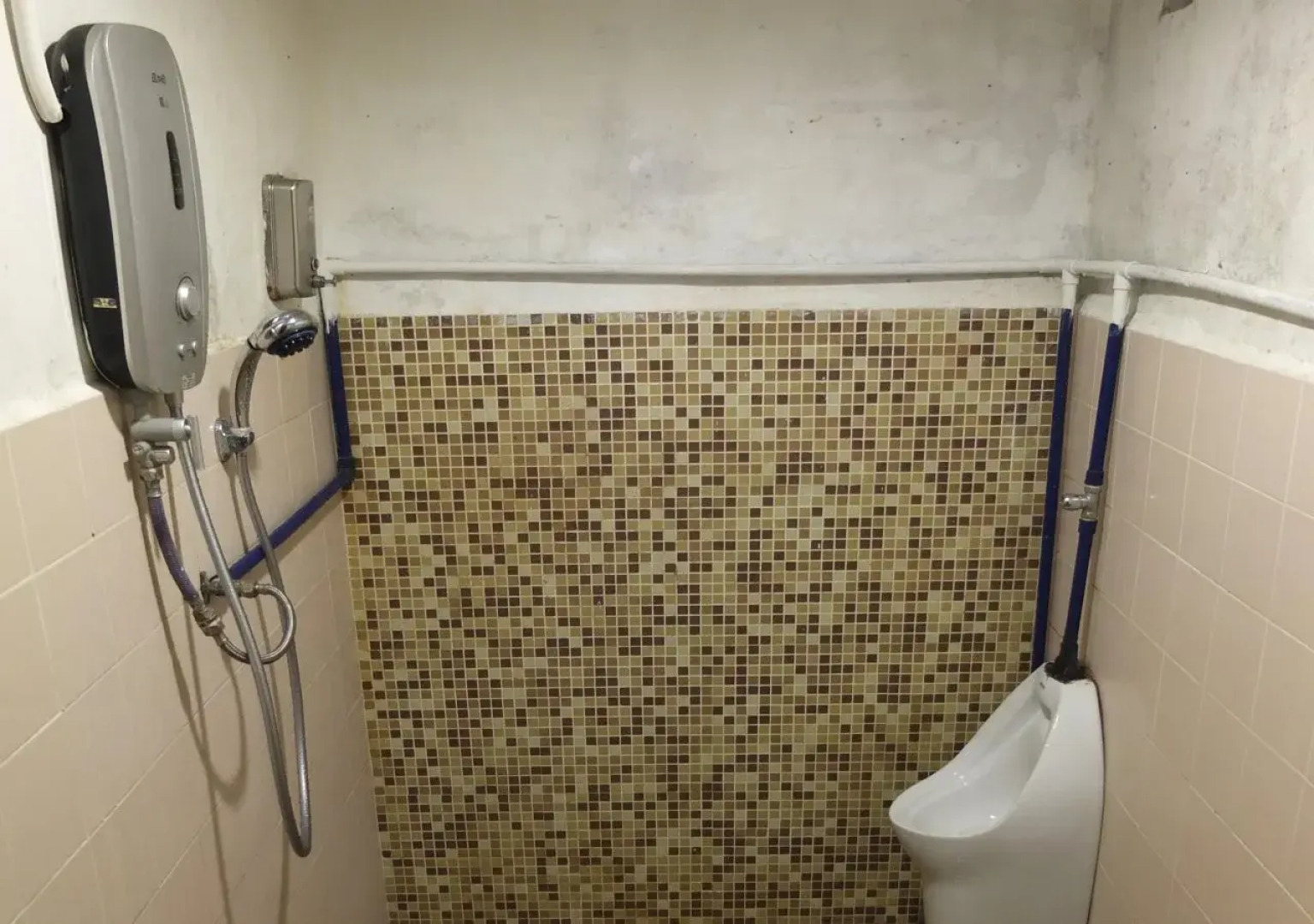 Muntri House - Hostel