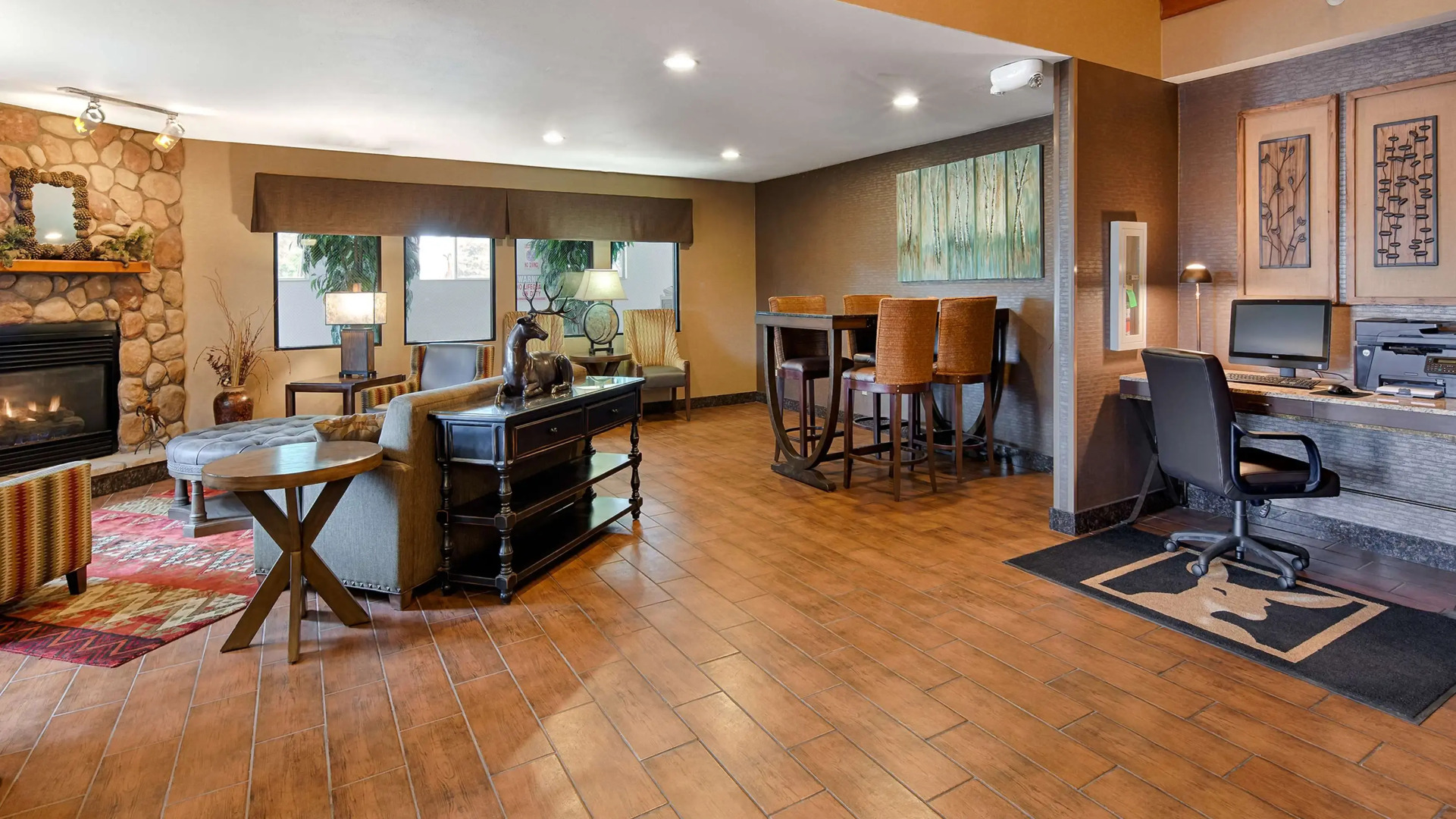 Best Western Plus Deer Park Hotel & Suites