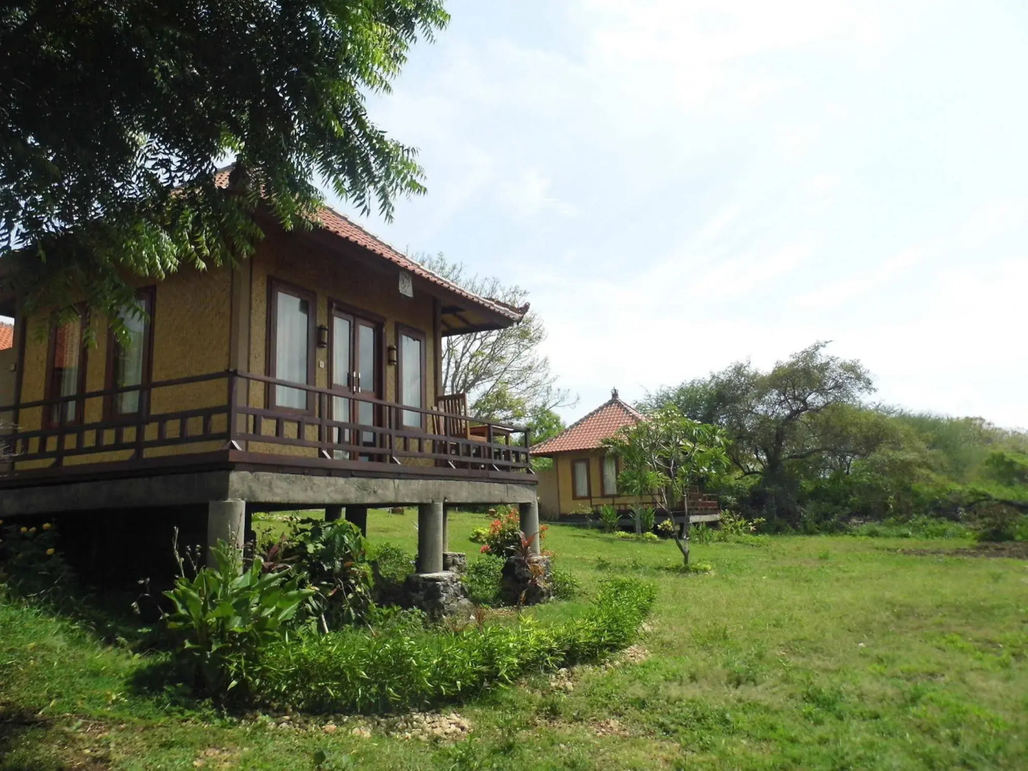 White Sandy Beach Menjangan