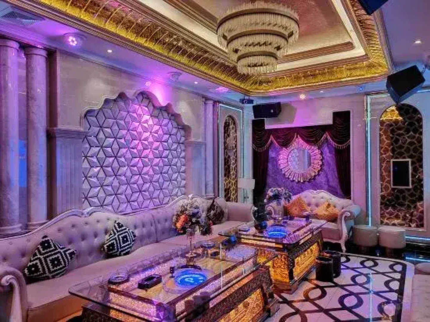 Dingzun Business Hotel