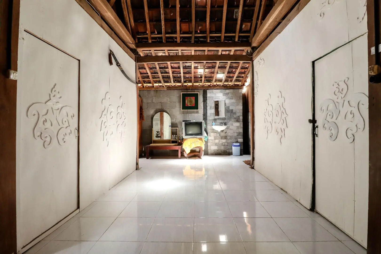 Segajih Central Stay and Education