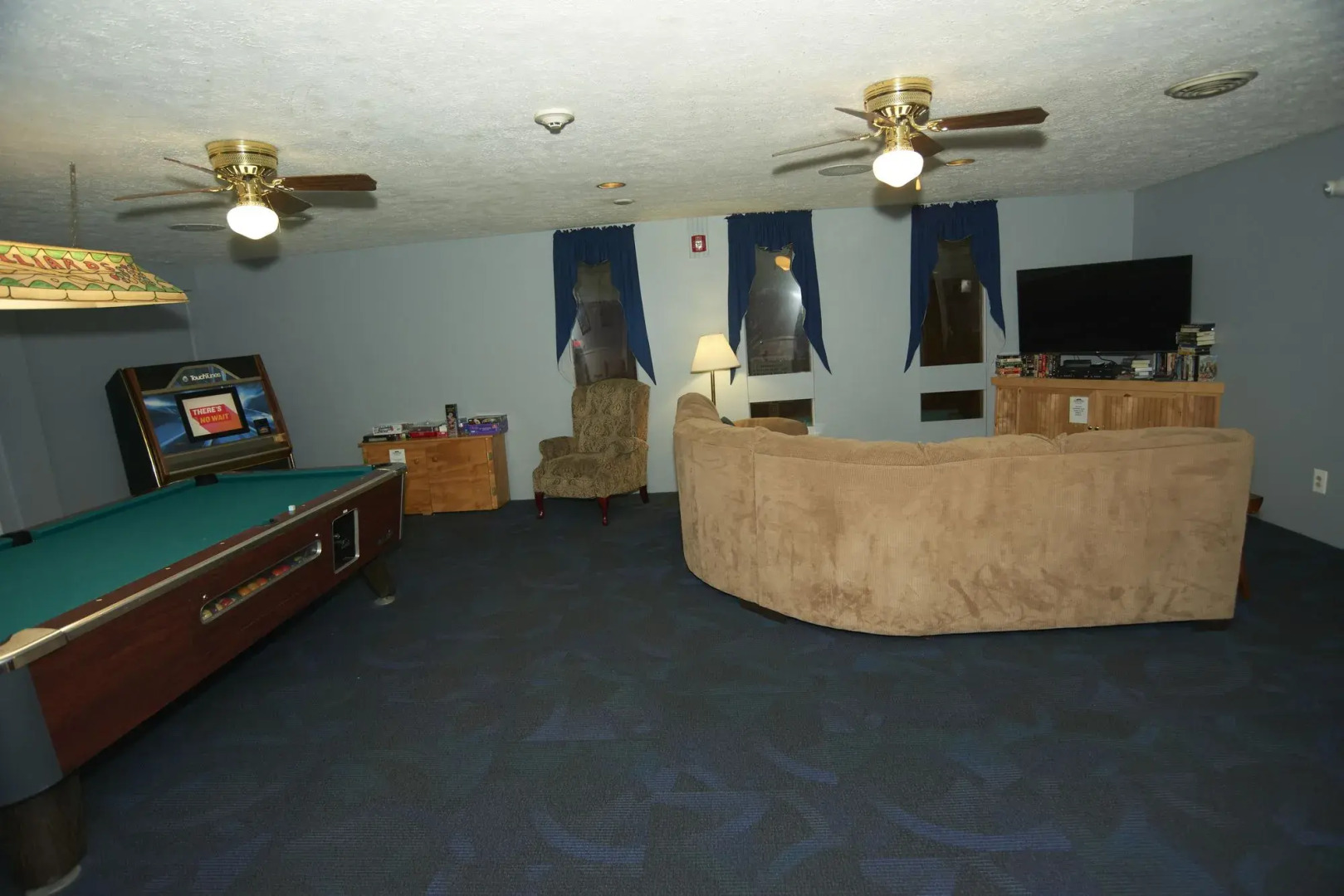 Eastern Inn & Suites
