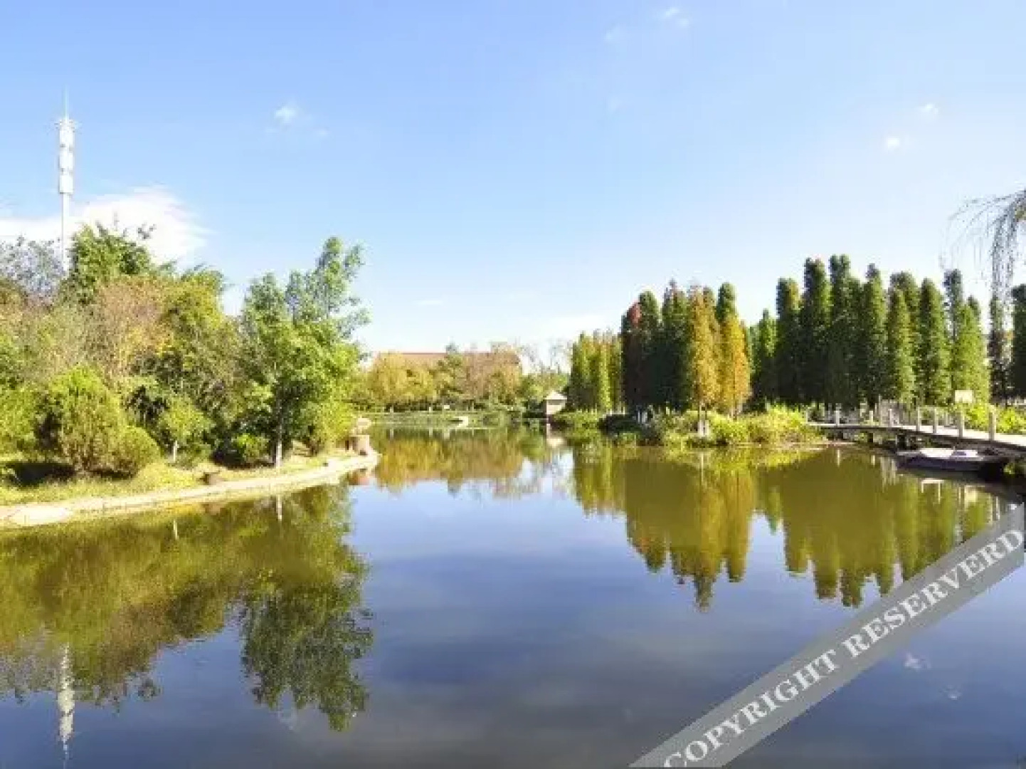 Yingyuetan Hotspring Hotel