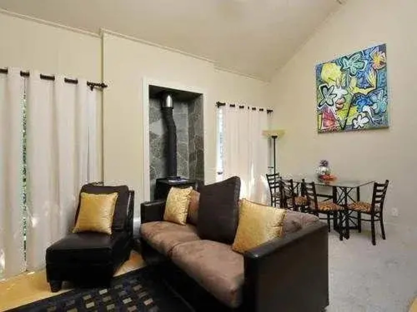 Trailview West Condominiums