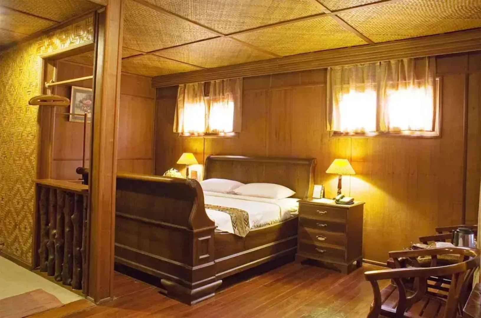 Sunny Paradise Resort