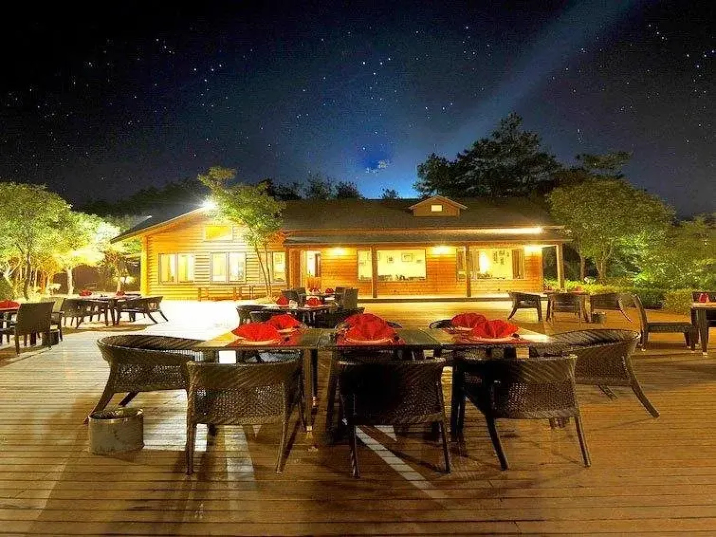 Liyang Hentique Resort & Spa Villa