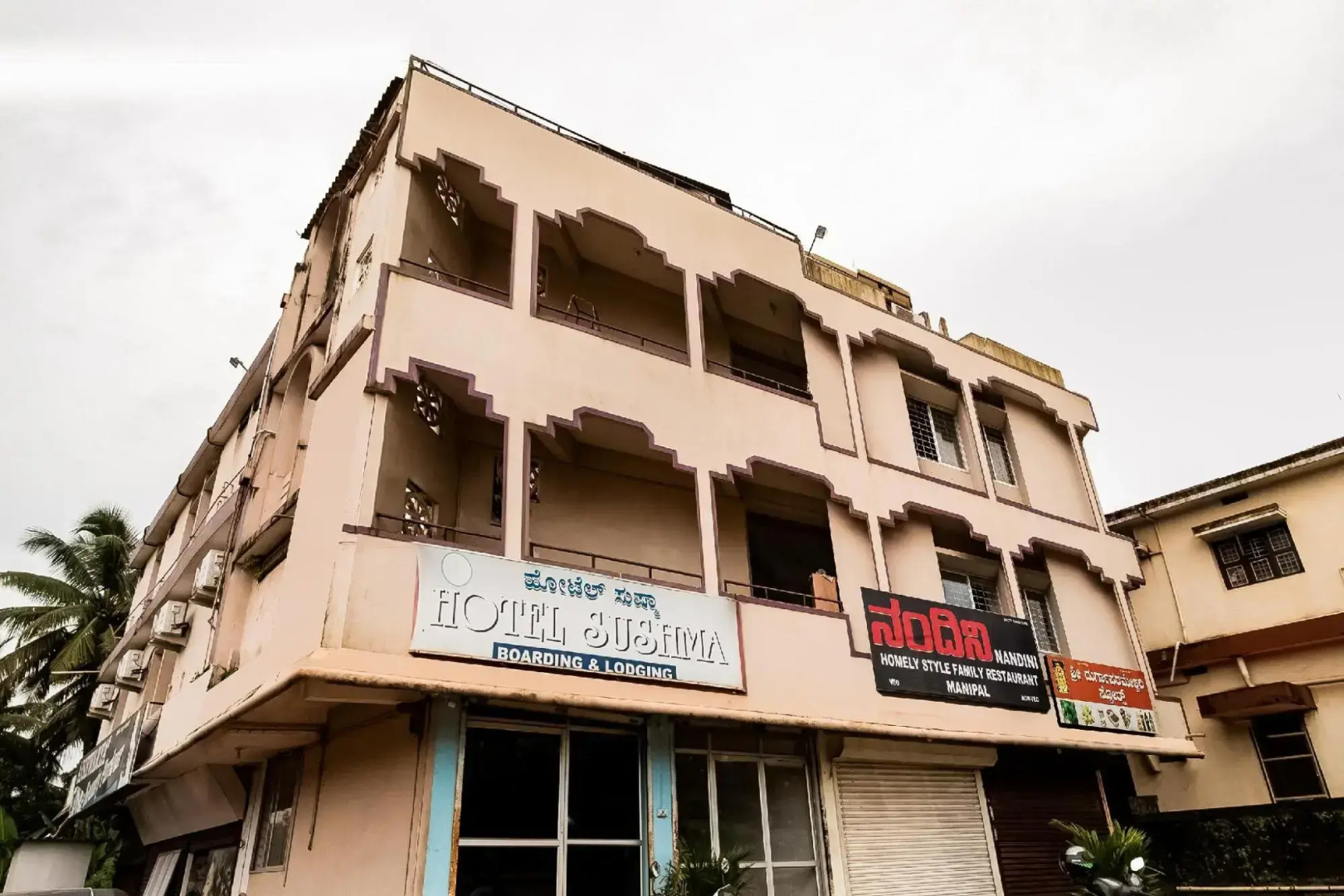 Sushma Lodge by OYO Rooms