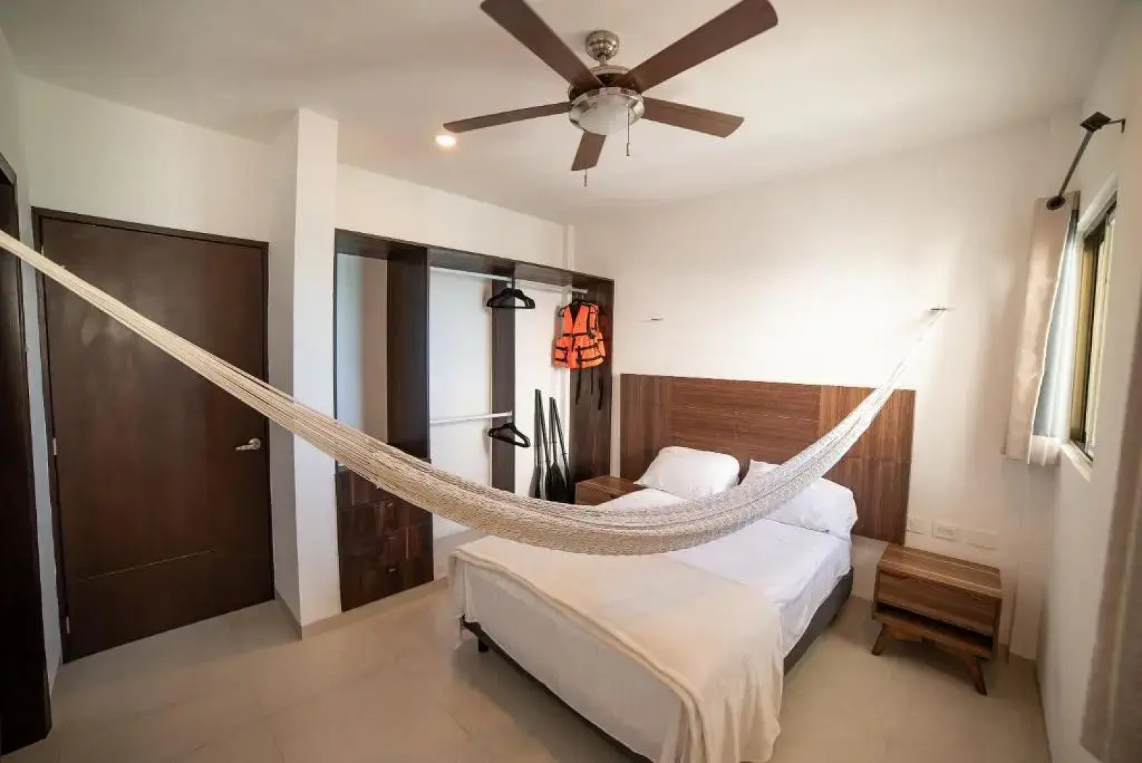 Two Lux BEACHFRONT Penthouses, 2 Jacuzzi, 2 Rooftops, 2 Pools, Gym, Kid's Club, Bar