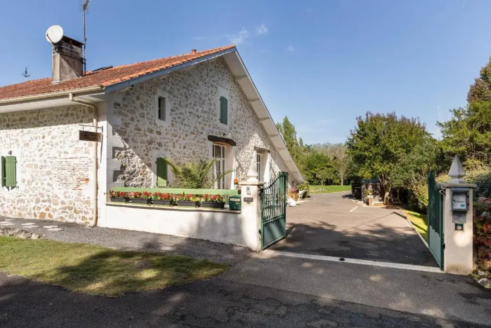 Au Petit Pédegouaty