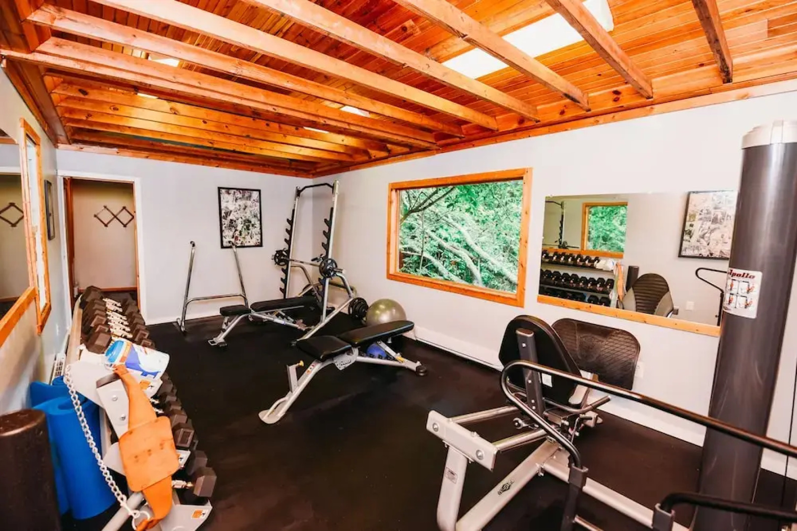 Rainbow Mountain Resort