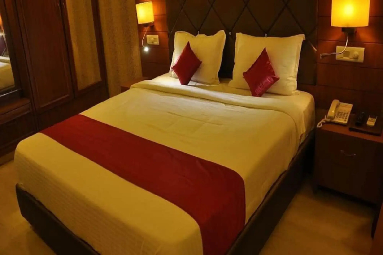 Hotel Khalsa Palace