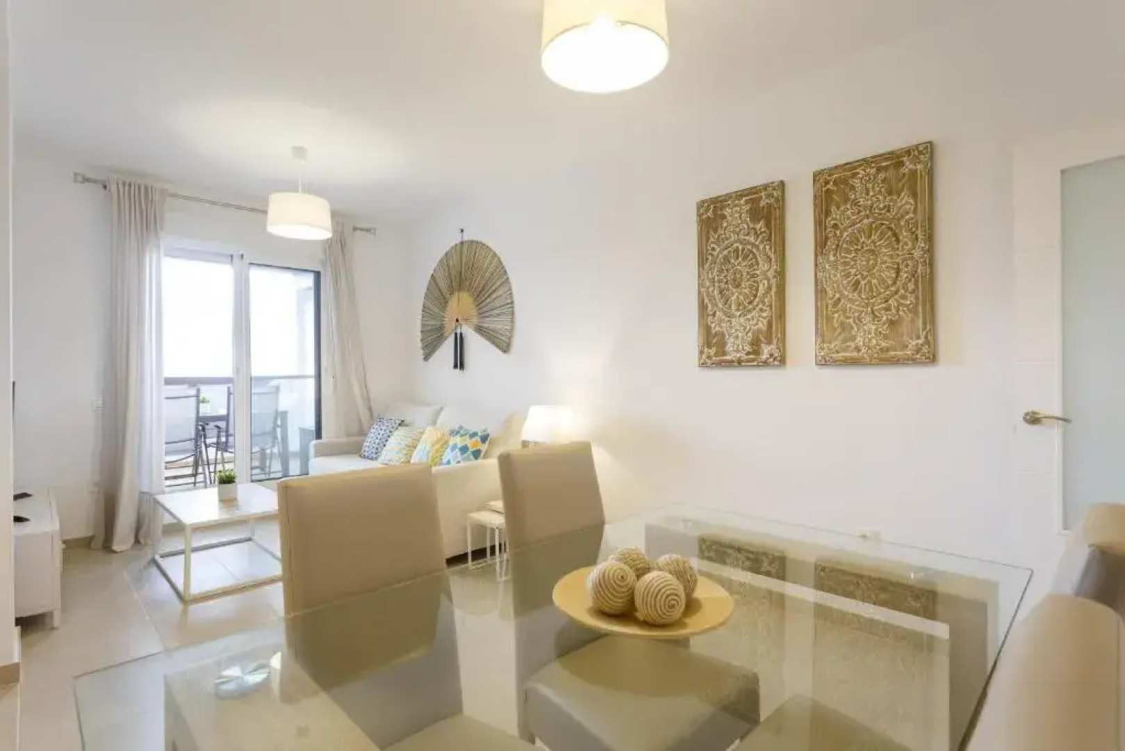 PALMERAS-CANDOR free parking by Cadiz4Rentals