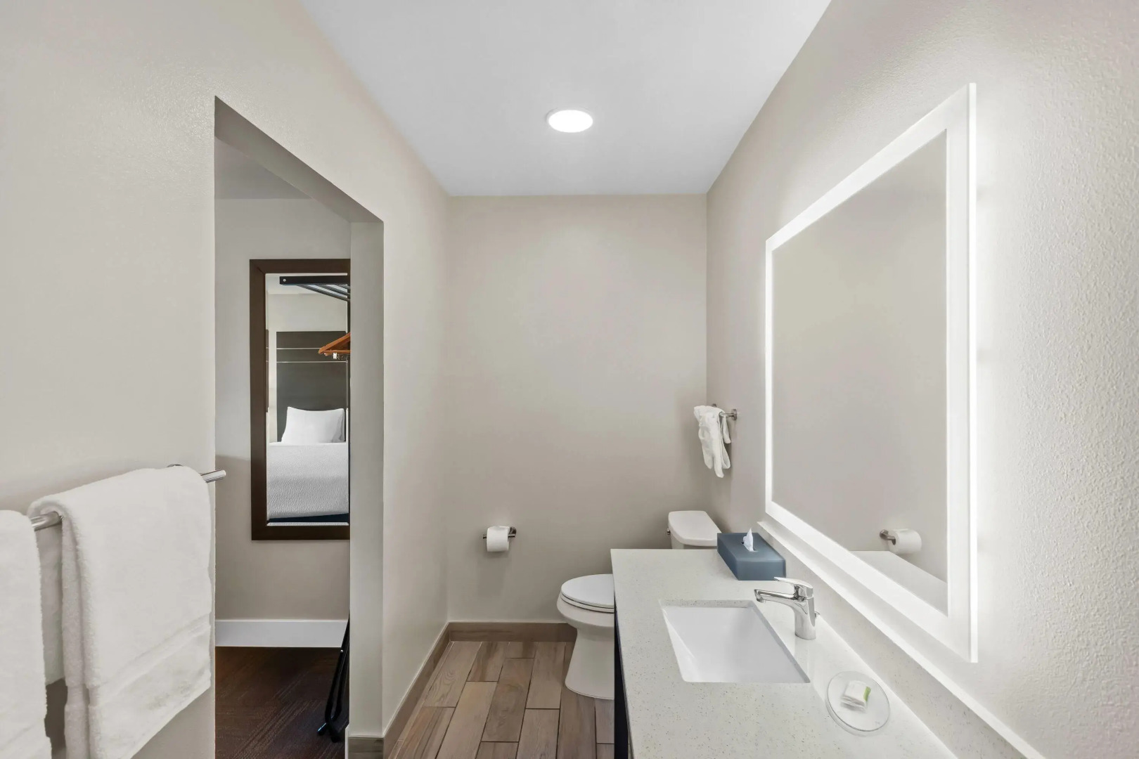 Travelodge by Wyndham Santa Rosa Wine Country