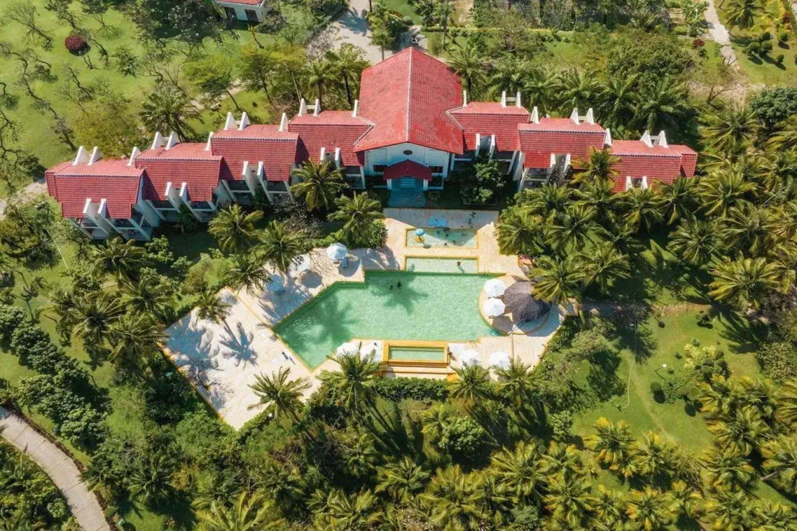 Pax Ana Doc Let Resort & Spa