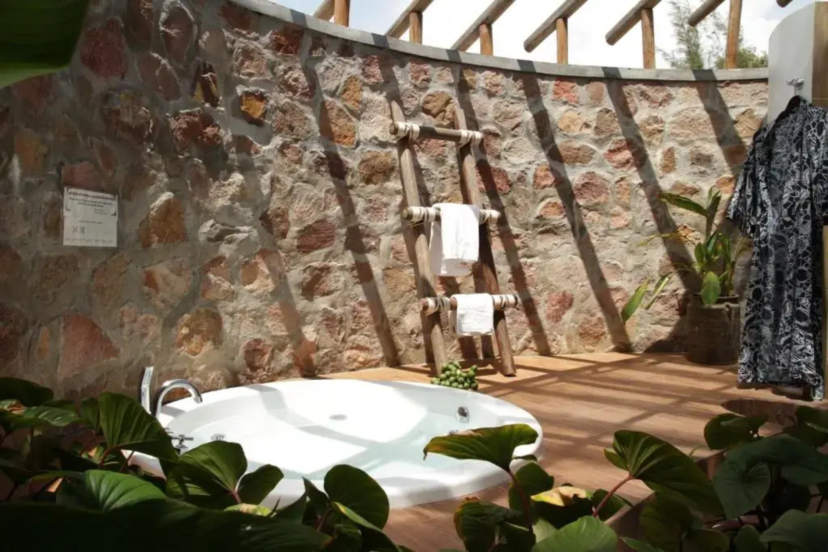 Nataya Roundhouse Coral Bay Resort and Spa