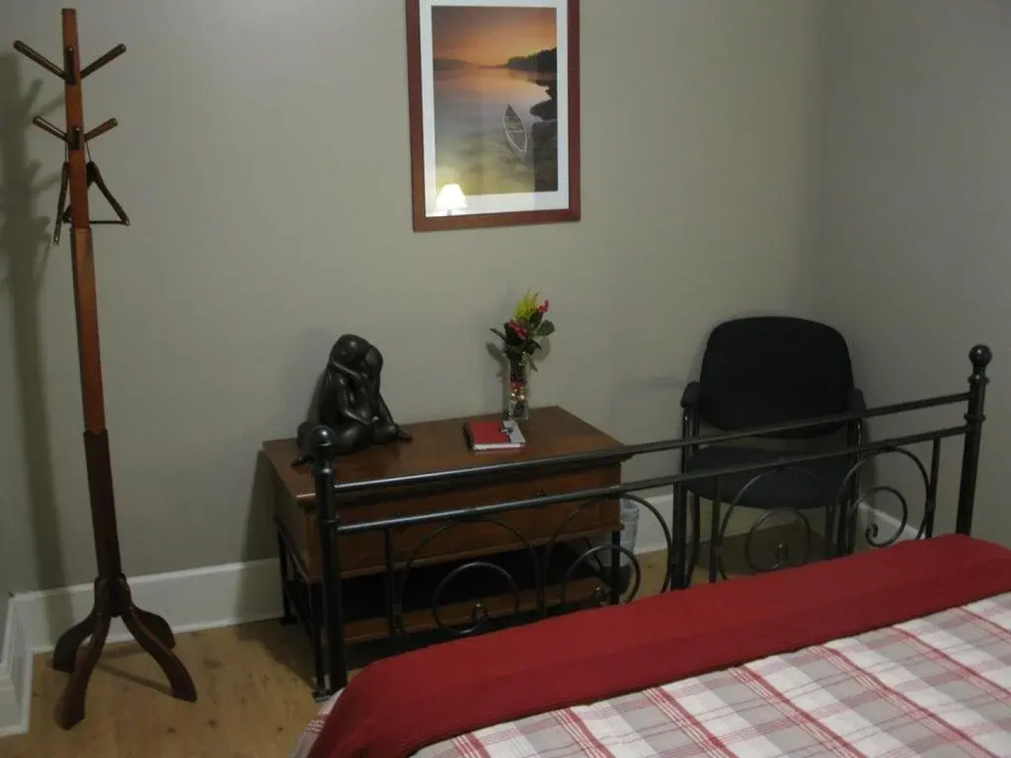 Cedar Suite Bed and Breakfast by Elevate Rooms