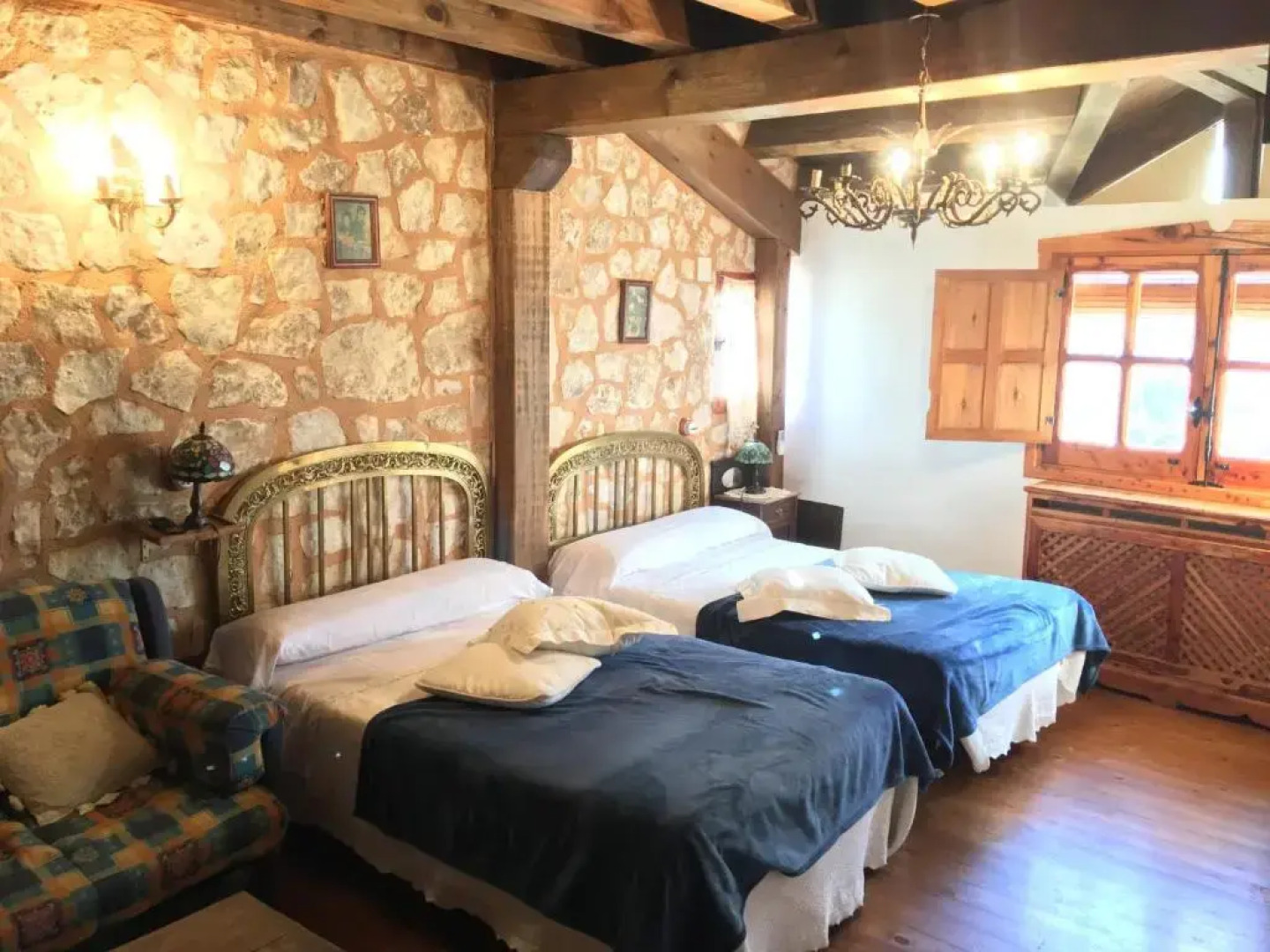 Casa Turismo Rural Pantano de Burgomillodo