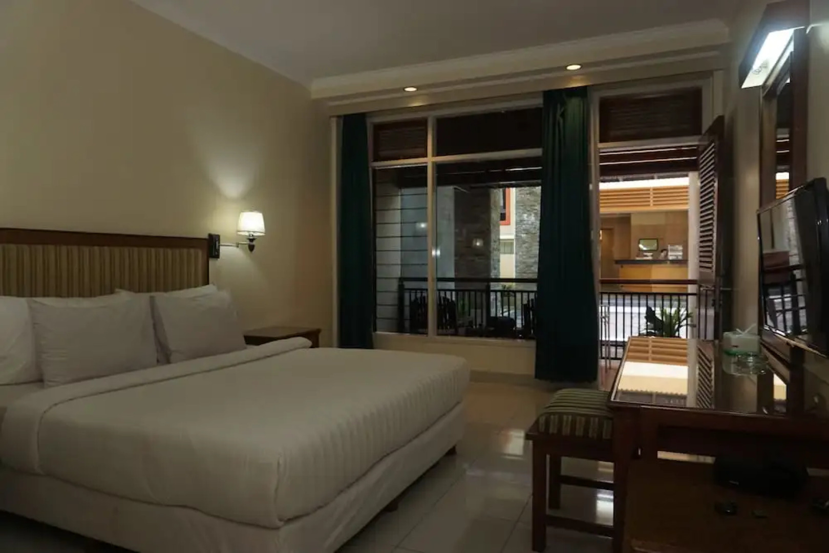 Hotel Puriwisata Baturraden