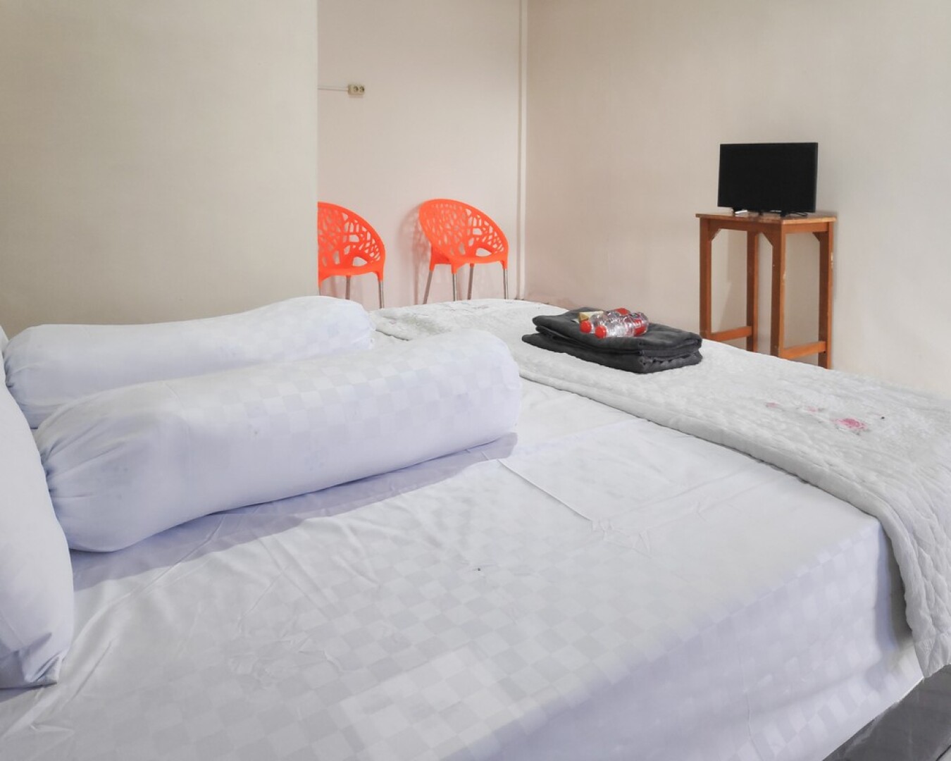 RedDoorz @ Jalan Ujung Aji Berastagi