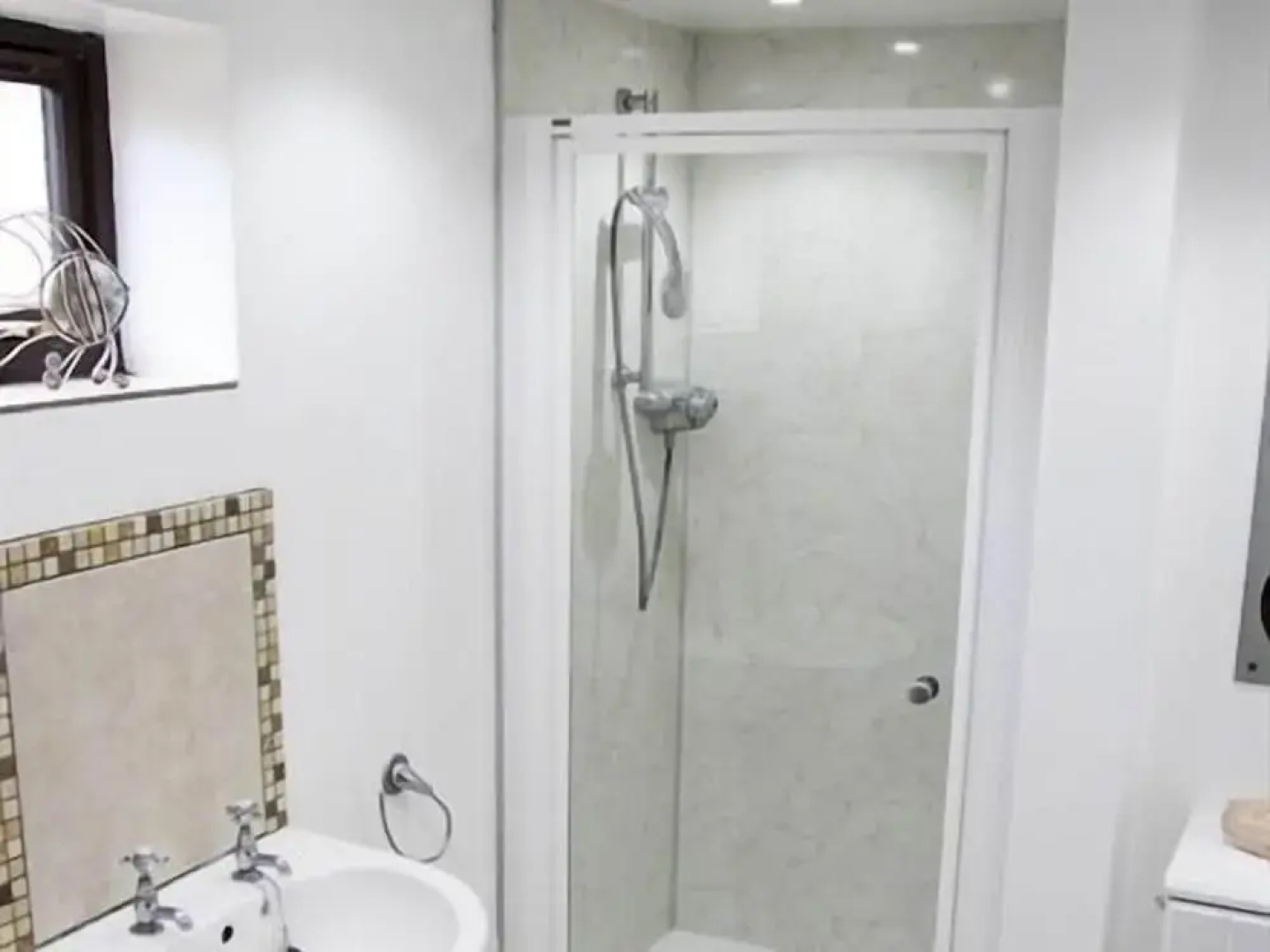 The Chestnuts Holiday Cottages