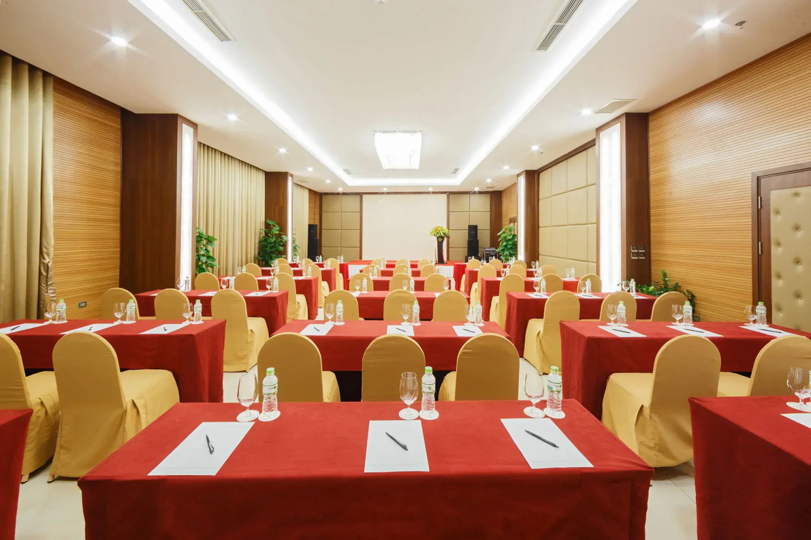 Muong Thanh Holiday Moc Chau Hotel