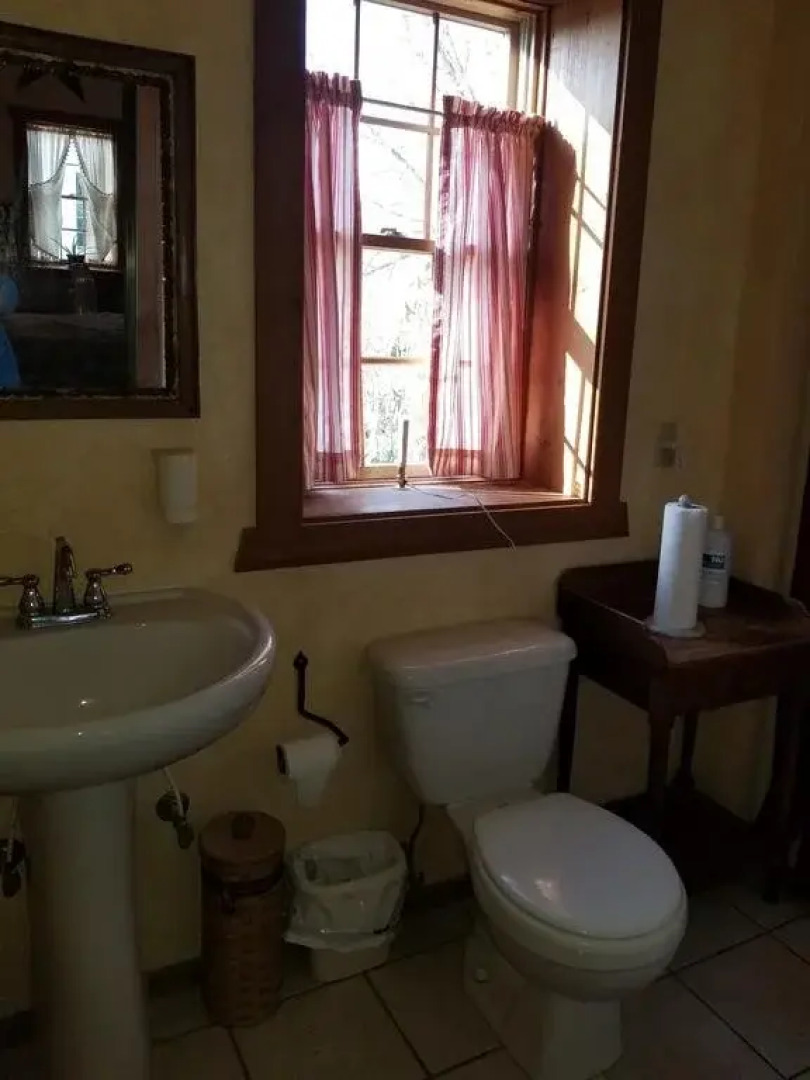 Living Spring Farm Bed and Breakfast