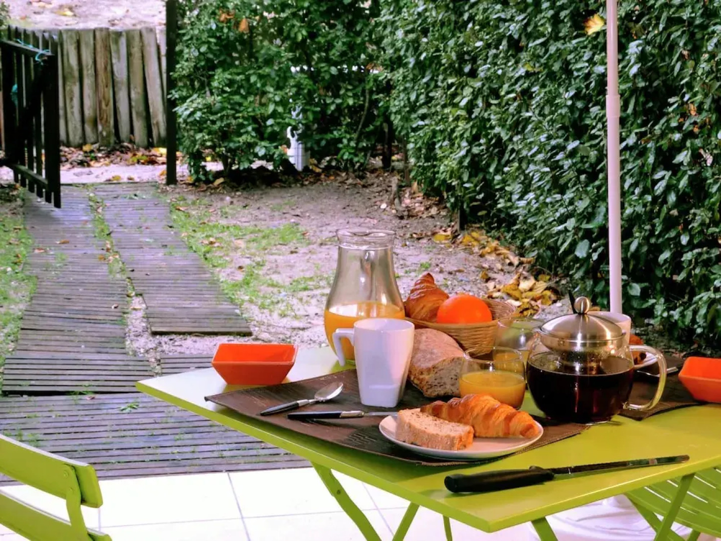 Cozy Apartment in the Lively Resort of Carcans Océan