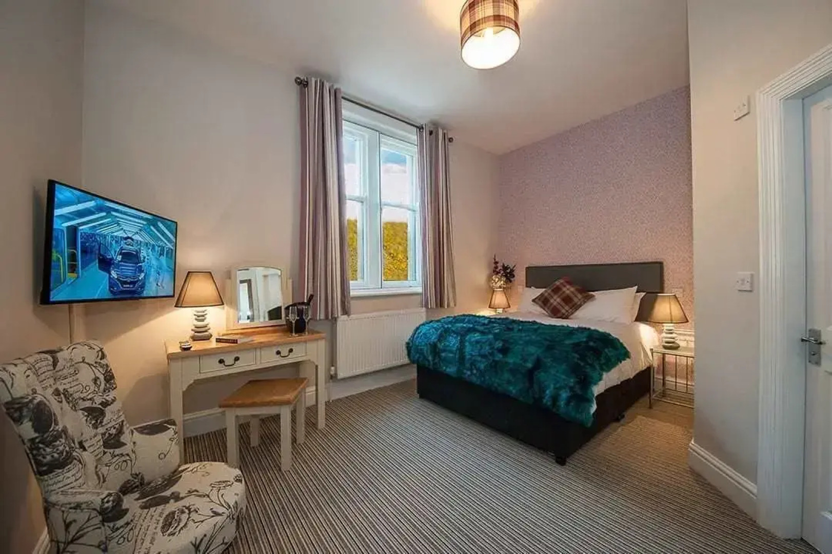 The Royal Hotel and Bar