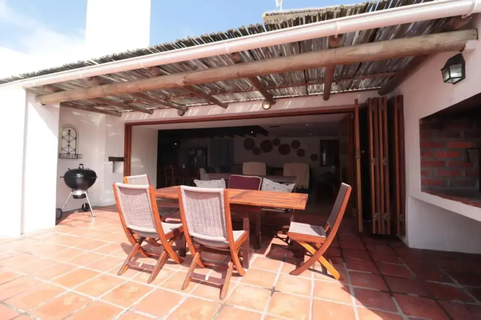 Sea Pearl Holiday Home