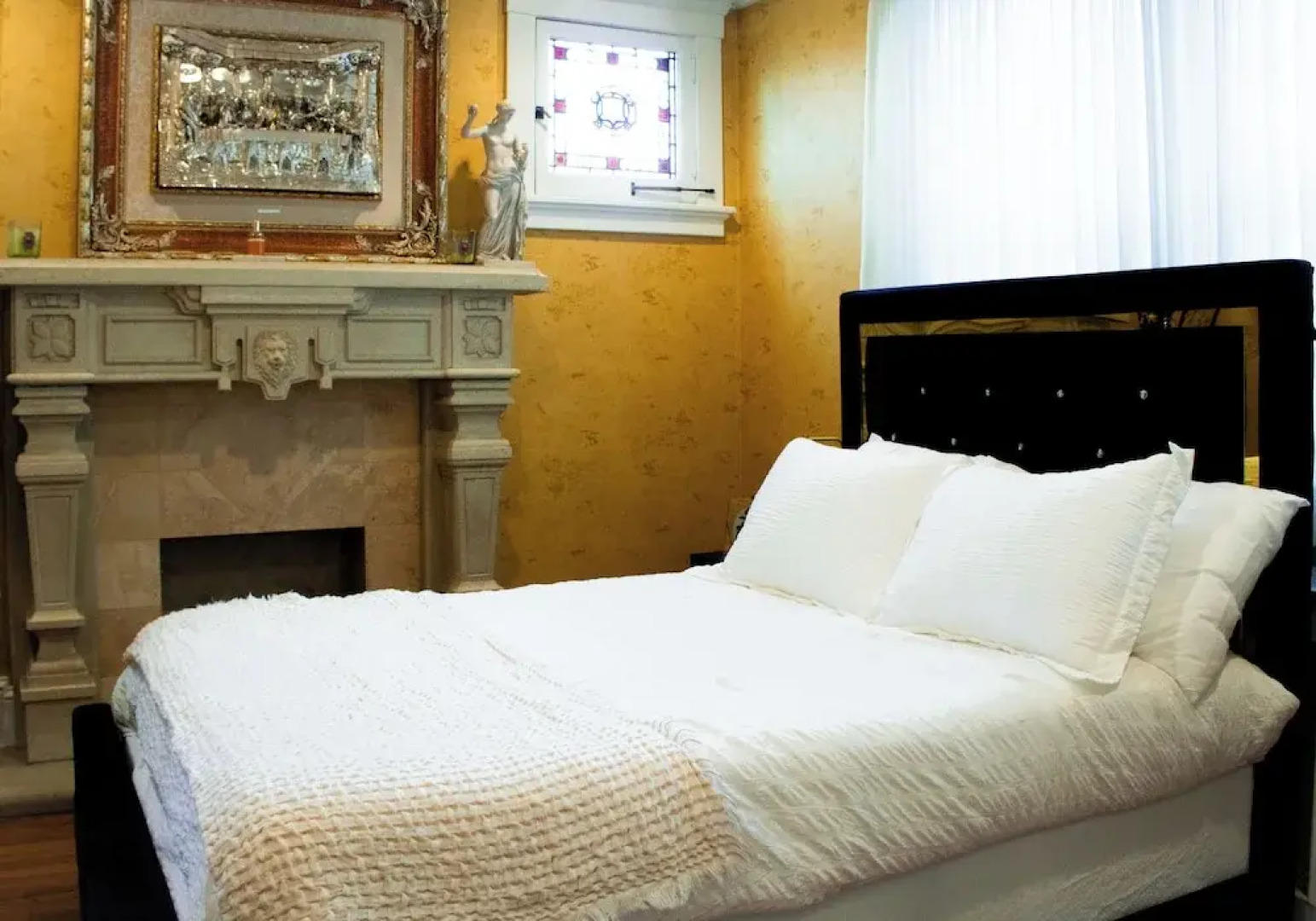 Chateau Connellsville