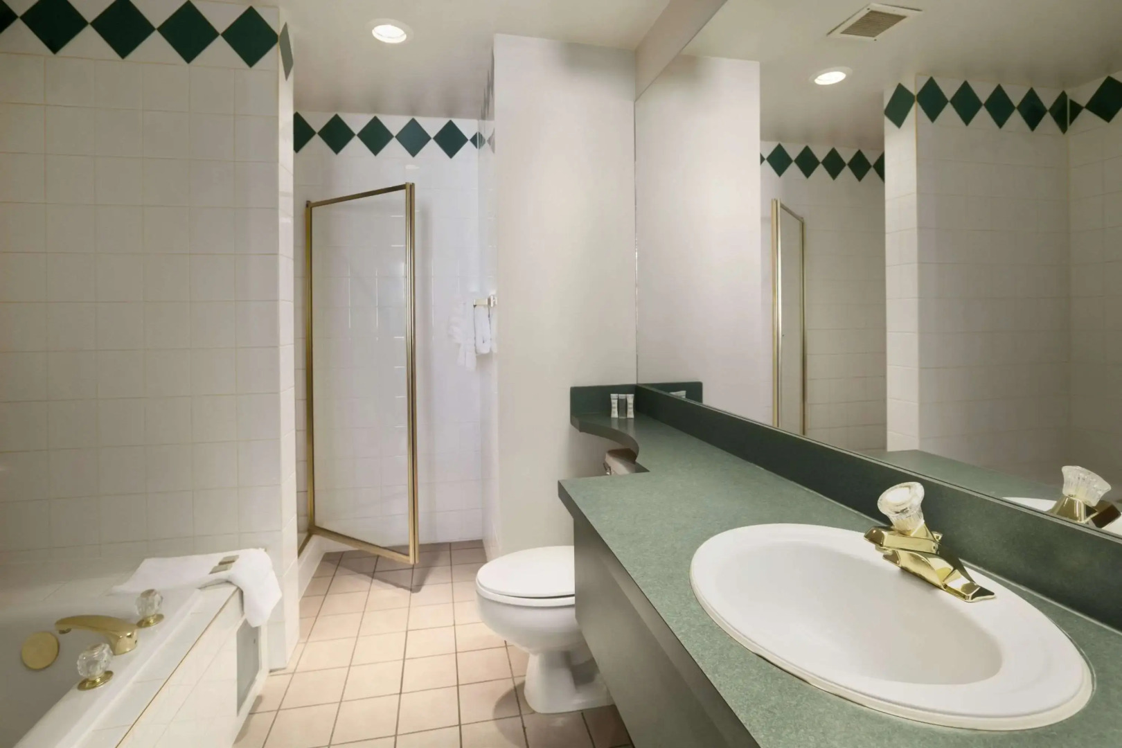 Super 8 by Wyndham Fox Creek