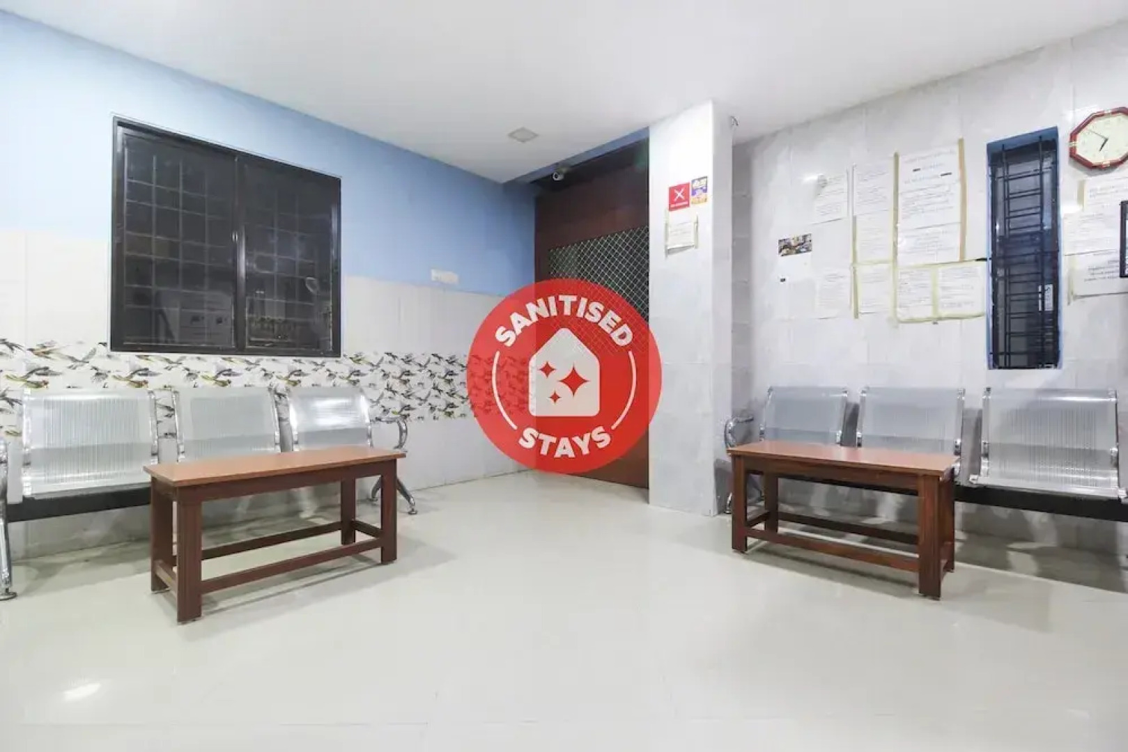 OYO 8053 Banu Residency