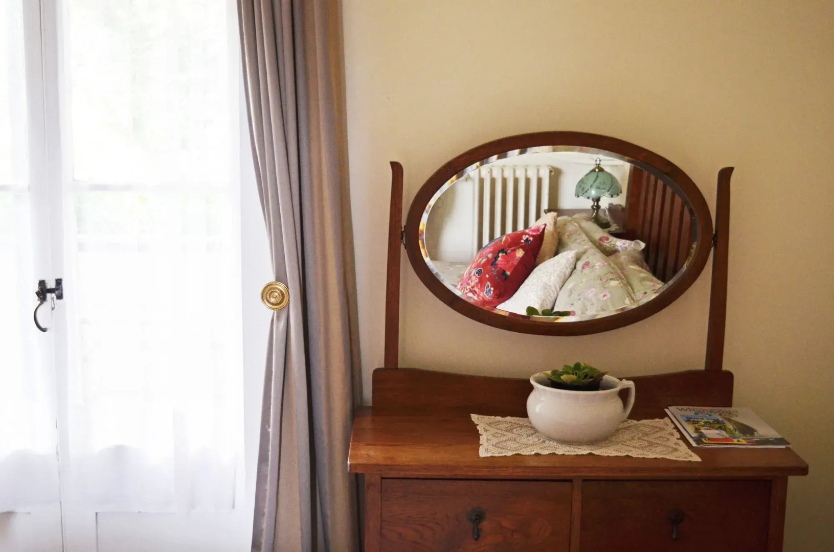 Braemar House B&B and YHA Hostel