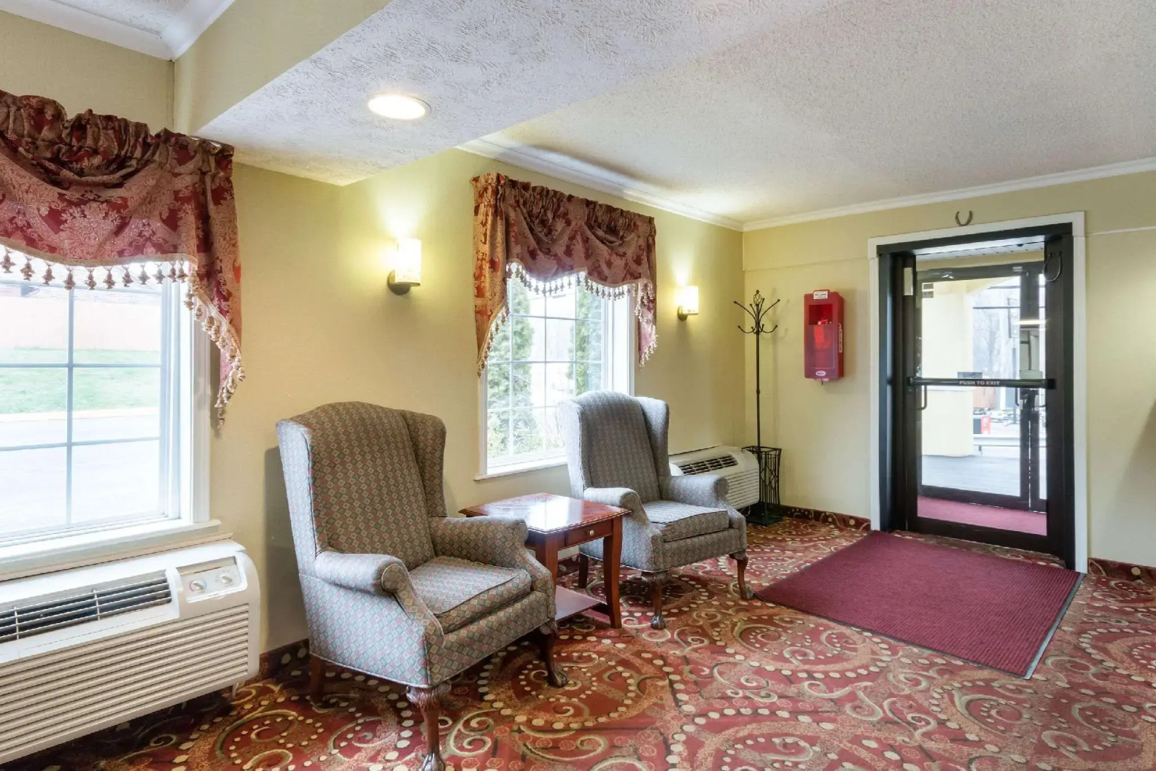 Econo Lodge Huntington - Barboursville University Area