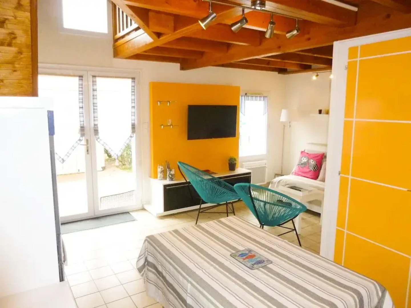 Maison grand jardin et vue sur mer