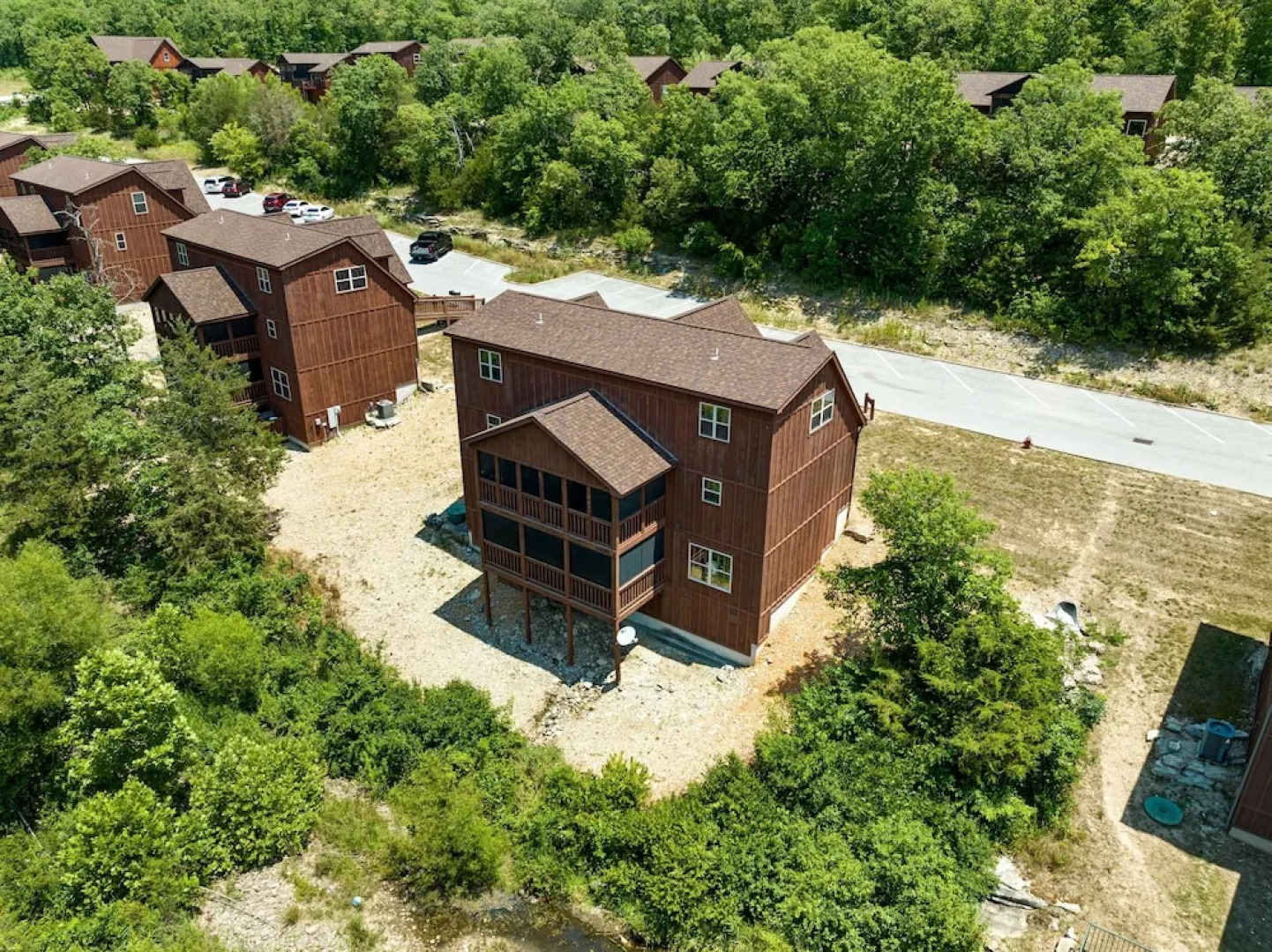 Timeless Memories Lodge 6 Bedroom Cabin by RedAwning