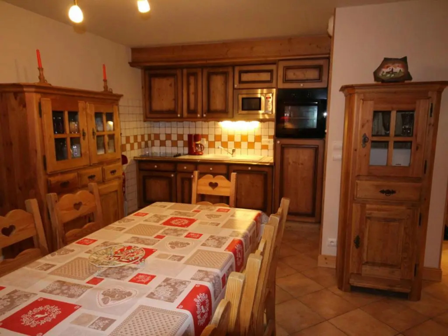 Appartement Villard-sur-Doron, 4 pièces, 8 personnes - FR-1-293-79