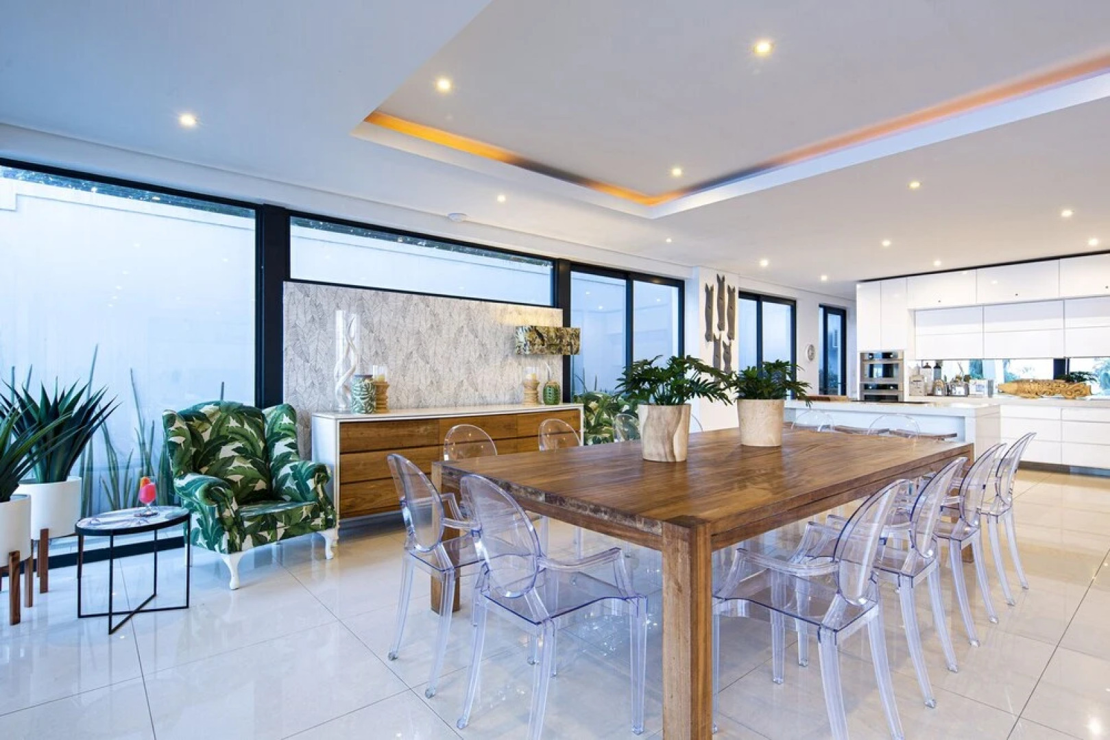 Dolphin Coast YOLO Spaces – Beach House Villa