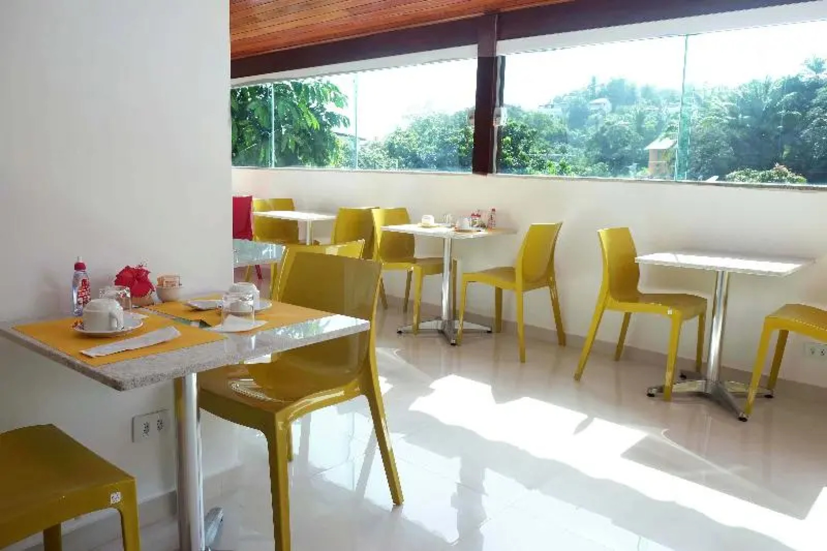 Bella Vida Suites e Apartamentos