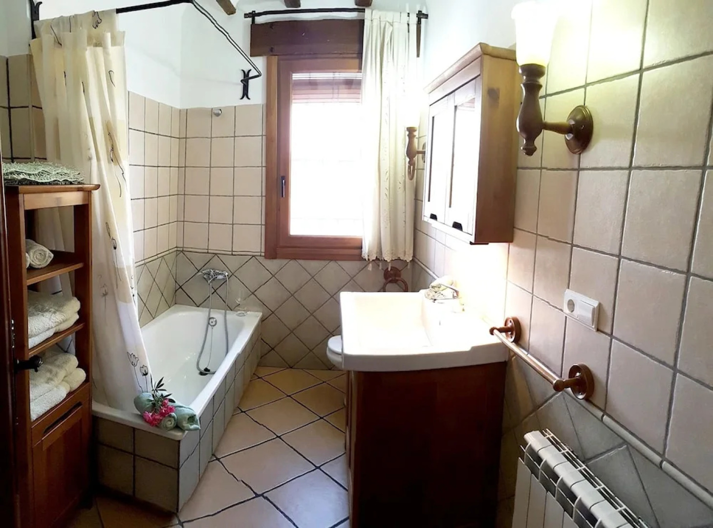 House With 6 Bedrooms in Vélez-rubio, With Wonderful Mountain View, Private Pool, Enclosed Garden