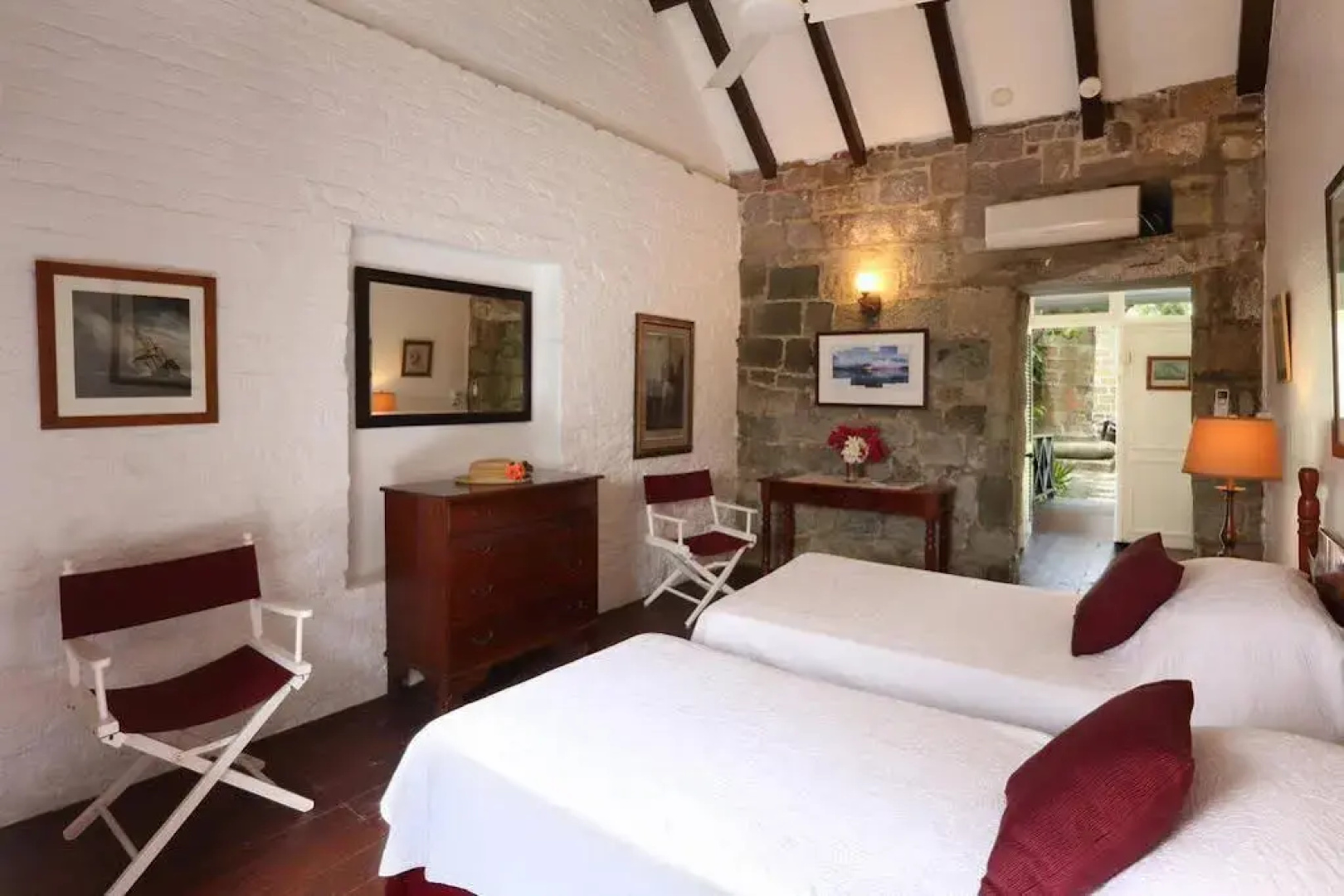 Admiral's Inn and Gunpowder Suites