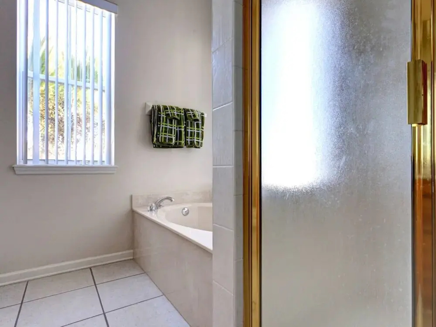 9954bchwhisperpvnh - Beach Whisper