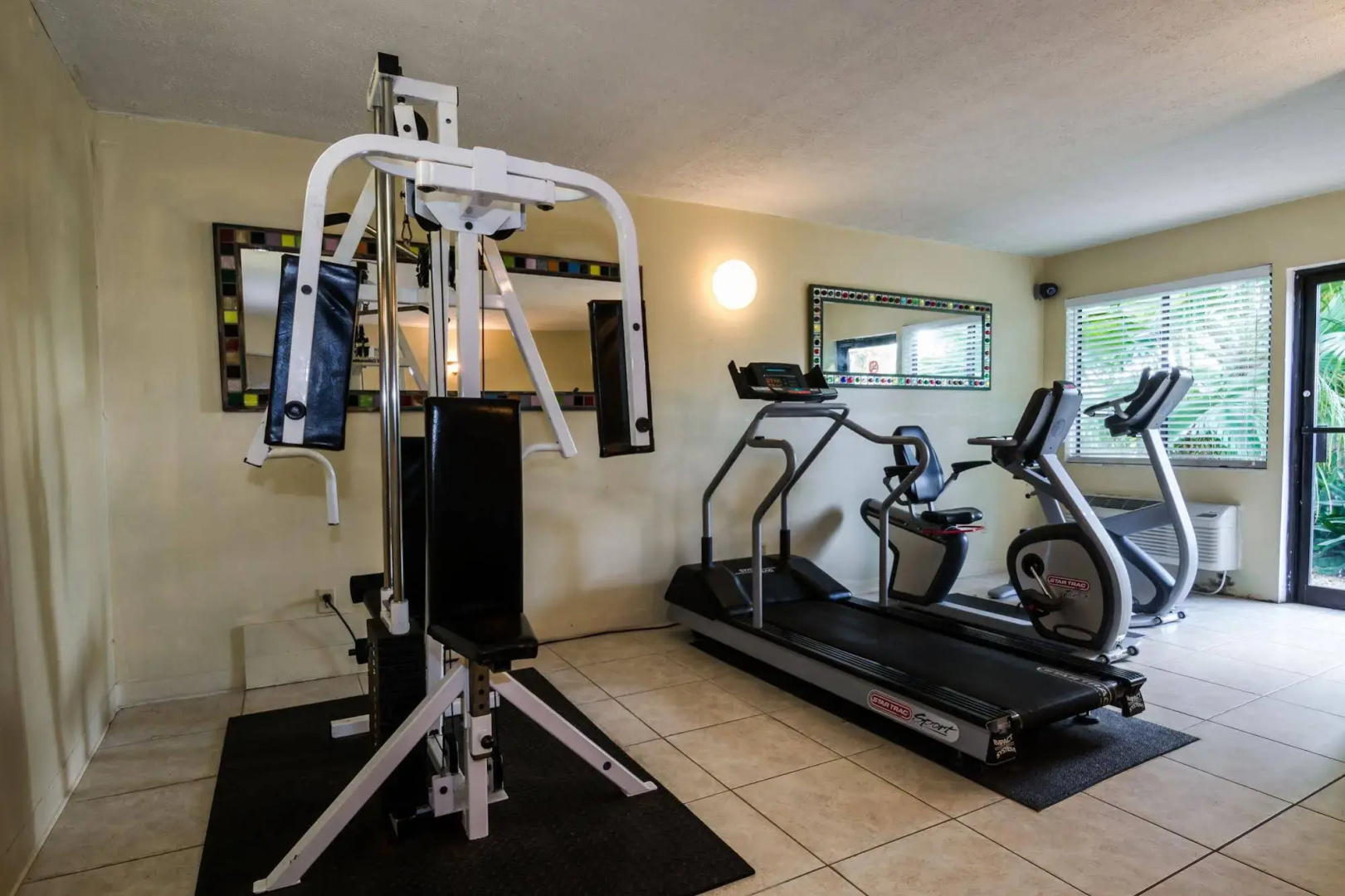 OYO Waterfront Hotel - Cape Coral/Fort Myers, FL