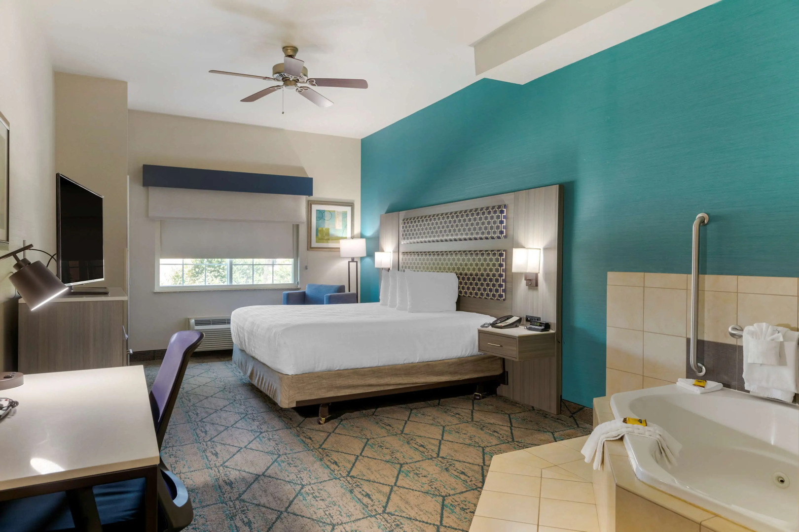 Best Western Plus Wasco Inn & Suites