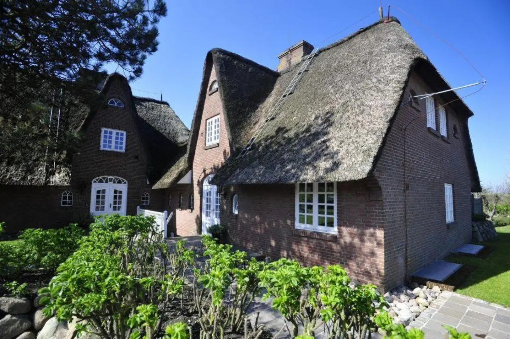 Whg_ 4_ Nuur Hiir Hues