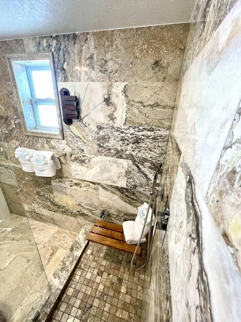 Sea Dreams - Beachside 1 Bedroom at Symphony Beach